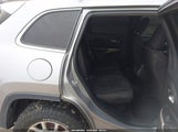 Jeep Cherokee Latitude 4X4 1C4PJMCS7HW656303 снимка