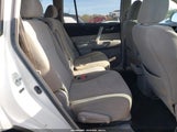 Toyota Highlander Base V6 5TDBK3EH4CS140461 photo