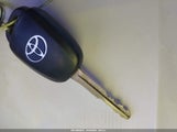Toyota Corolla Le 2T1BURHE7JC995708 снимка