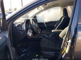 Toyota Rav4 Le JTMZFREV5JJ150325 снимка