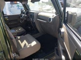 Jeep Wrangler Unlimited Sahara 1J4GA59198L650535 fotografie