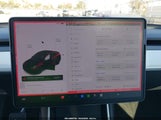 Tesla Model Y Long Range Dual Motor All-Wheel Drive 5YJYGDEE7MF099062 fotografie