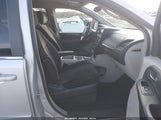Dodge Grand Caravan Crew 2D4RN5DG7BR723840 fotografie