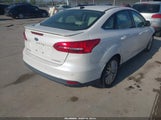 Ford Focus Titanium 1FADP3J23HL330844 fotografie
