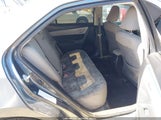 Toyota Corolla Le 2T1BURHE4FC333222 снимка