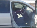 Chevrolet Traverse Ls 1GNKVEED0BJ106665 снимка