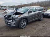 Toyota Highlander Xle 5TDJZRFH2JS498602 снимка