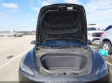 Tesla Model 3 Long Range Dual Motor All-Wheel Drive/Rear-Wheel Drive 5YJ3E1EA1RF721920 fotografie