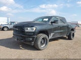 Ram  Laramie 4X4 5'7 Box 1C6SRFJT9KN806989 fotografie