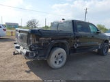 Ram  Laramie 4X4 5'7 Box 1C6SRFJT9KN806989 fotografie