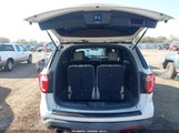Ford Explorer 1FM5K7BH2JGC03004 fotografie