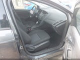 Ford Focus Se 1FADP3F27HL304904 photo