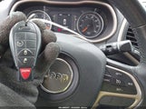 Jeep Cherokee Sport 1C4PJMAB3FW735130 снимка