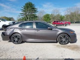 Toyota Camry Se 4T1B11HK6JU046083 photo