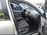 Volkswagen Tiguan S WVGAV7AX0CW546501 снимка