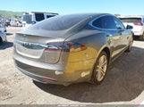 Tesla Model S 60/70/85 5YJSA1E13FF113464 fotografie