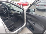 Nissan Kicks S 3N1CP5CU8KL524123 снимка