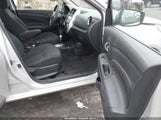 Nissan Versa 1.6 Sv 3N1CN7AP0KL822759 fotografie