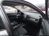 Mitsubishi Outlander Se JA4AZ3A32JZ014218 снимка