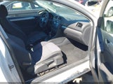 Volkswagen Golf 2.5L 2-Door WVWAB7AJXBW120631 fotografie