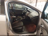 Ford Focus Se 1FADP3K28EL321275 снимка