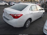 Toyota Corolla Le 5YFBURHE6JP749815 снимка