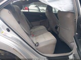 Toyota Camry Le 4T4BF1FK9CR181619 снимка