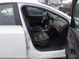 Chevrolet Cruze 2Lt Auto 1G1PE5SB3F7184256 снимка