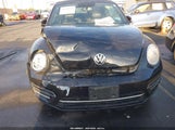 Volkswagen Beetle 2.0T Coast/2.0T S/2.0T Se 3VW5DAAT4JM516110 снимка
