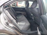 Toyota Camry Le 4T1B11HK7JU642495 photo