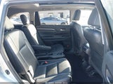Toyota Highlander Limited Platinum V6 5TDDKRFH4FS105854 fotografie