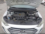 Hyundai Elantra Se 5NPD74LF3HH128235 снимка