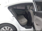 Hyundai Elantra Se 5NPD74LF3HH128235 снимка