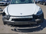 Tesla Model Y Awd/Long Range Dual Motor All-Wheel Drive 7SAYGDEE7PA131013 fotografie