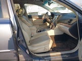 Subaru Outback 2.5I Limited 4S4BRBLC2D3215945 снимка