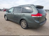 Toyota Sienna Limited V6 7 Passenger/Xle V6 7 Passenger Auto Access Seat/Xle V6 8 Passenger 5TDYK3DC5ES484741 fotografie