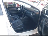 Toyota Corolla Se 5YFBURHE0JP829059 снимка