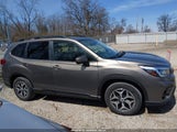 Subaru Forester Premium JF2SKAGC9KH547461 снимка