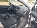 Nissan Rogue S KNMAT2MV9HP546926 снимка