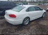 Volkswagen Passat 1.8T Limited Edition 1VWAT7A36FC105613 снимка