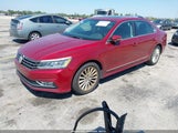 Volkswagen Passat 1.8T Se 1VWBT7A31GC070159 снимка