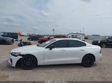 Volvo S60 B5 Plus Black Edition 7JRL12TH4RG290465 снимка