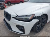 Volvo S60 B5 Plus Black Edition 7JRL12TH4RG290465 снимка