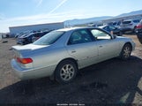 Toyota Camry Le V6 4T1BF22K3YU102636 снимка
