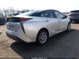 Toyota Prius Two JTDKBRFU7J3591848 снимка