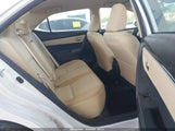 Toyota Corolla Le 5YFBURHE7HP727784 fotografie
