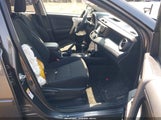 Toyota Rav4 Xle JTMRFREV7JD242678 снимка