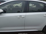 Toyota Corolla Le JTDEPMAEXMJ143492 снимка