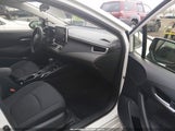Toyota Corolla Le JTDEPMAEXMJ143492 снимка