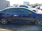 Toyota Corolla Le JTDEPRAE1LJ107105 снимка